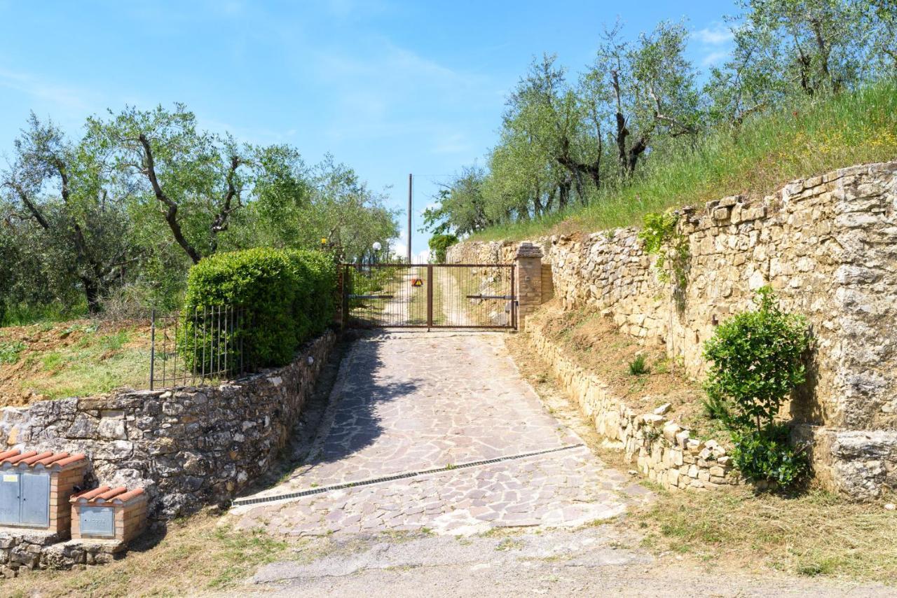 Villa Il Campo Degli Ulivi Ponte A Bozzone Buitenkant foto