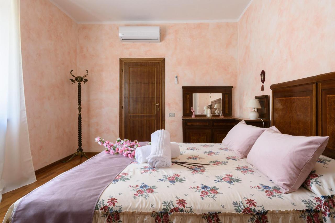 Villa Il Campo Degli Ulivi Ponte A Bozzone Buitenkant foto