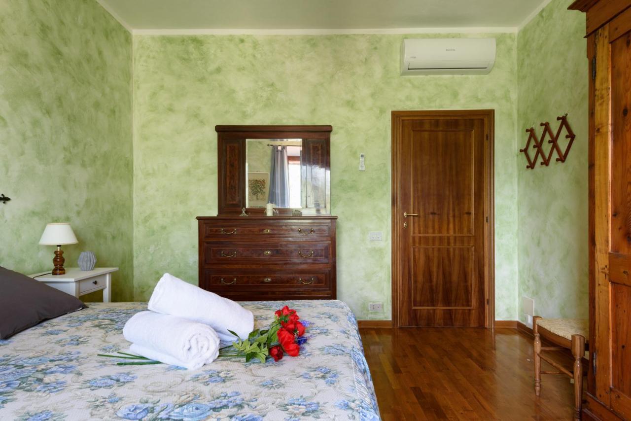 Villa Il Campo Degli Ulivi Ponte A Bozzone Buitenkant foto