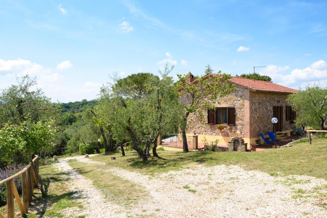 Villa Il Campo Degli Ulivi Ponte A Bozzone Buitenkant foto